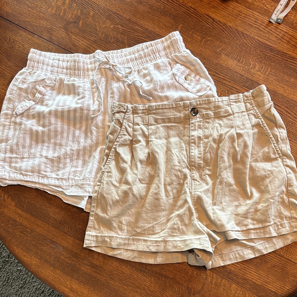 UpWest Women's Shorts Bundle - White and Tan✨